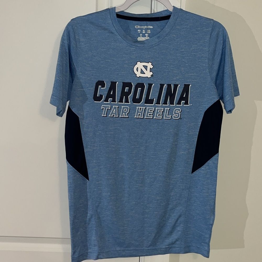 NWOT UNC North Carolina Tarheel Tar Heels Basketball Football Baseball T Shirt S
